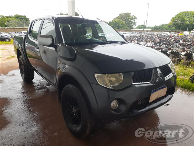 MITSUBISHI L200 TRITON 3.2 HPE 4X4 CD 16V TURBO INTERCOOLER DIESEL MANUAL 2010