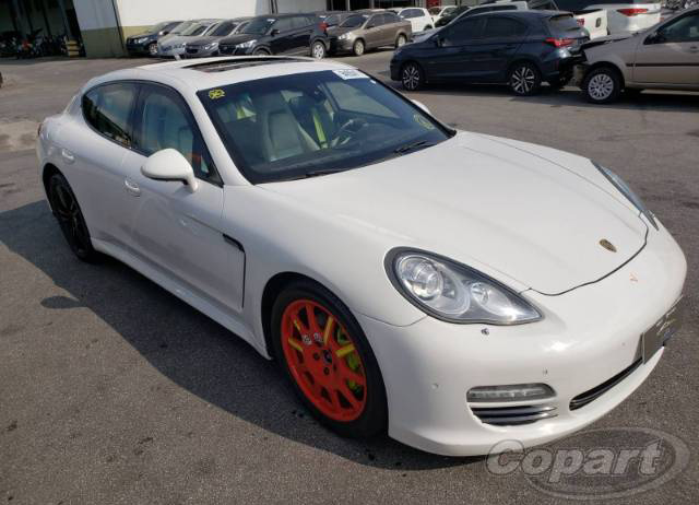 PORSCHE PANAMERA S 4.8 V8 2010